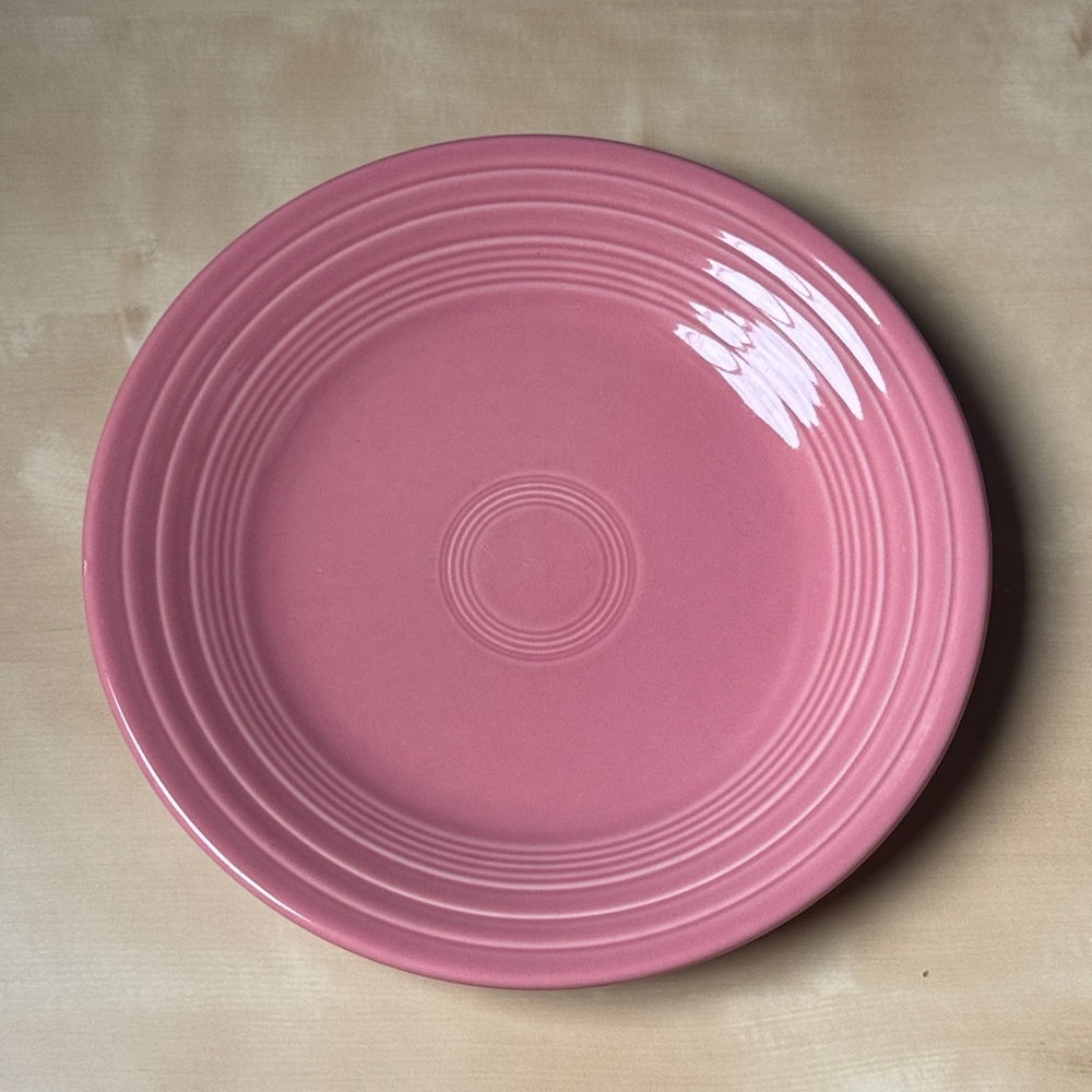 Fiestaware Fiesta Rose -retired- pink Luncheon plate (1986 intro) 9”